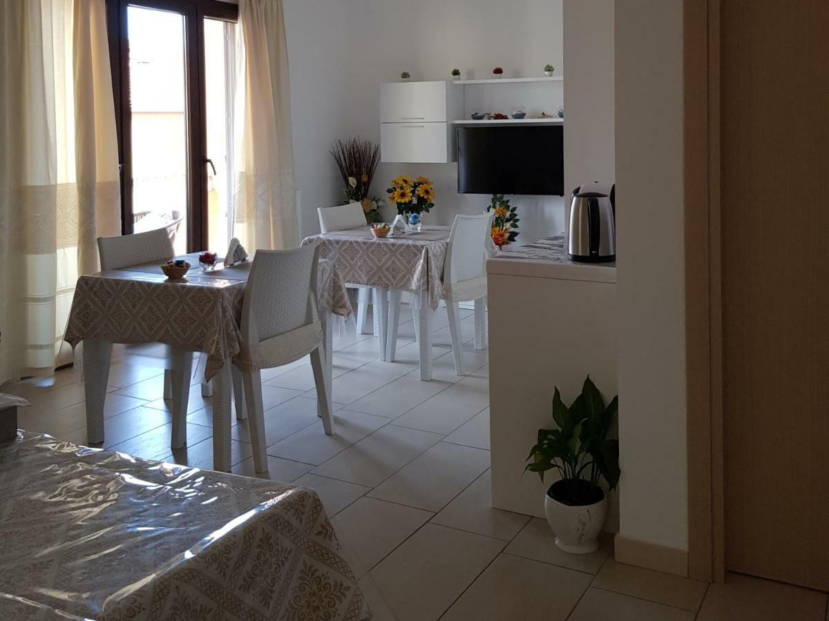 לינה וארוחת בוקר דומוס דה מריה Il Girasole מראה חיצוני תמונה